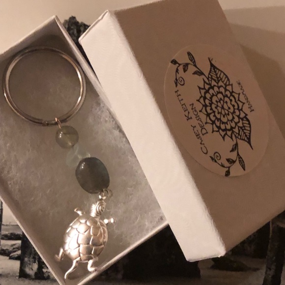 Rock stack Turtle Keychain - Picture 3 of 8